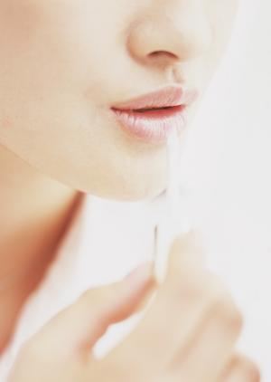 金箔化粧品の効果と選び方完全ガイド！あなたの美肌を引き出す秘訣とは